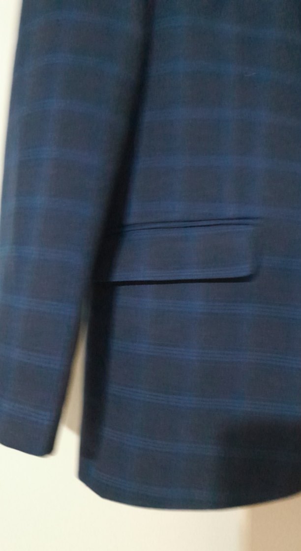 Erkek  çocukMavi Düğmeli Klasik Kesim Ceket 7/8 yaş - Görsel 3