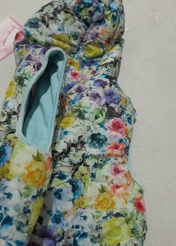 Çiçek Desenli Kapüşonlu Kız Yelek - Görsel 8