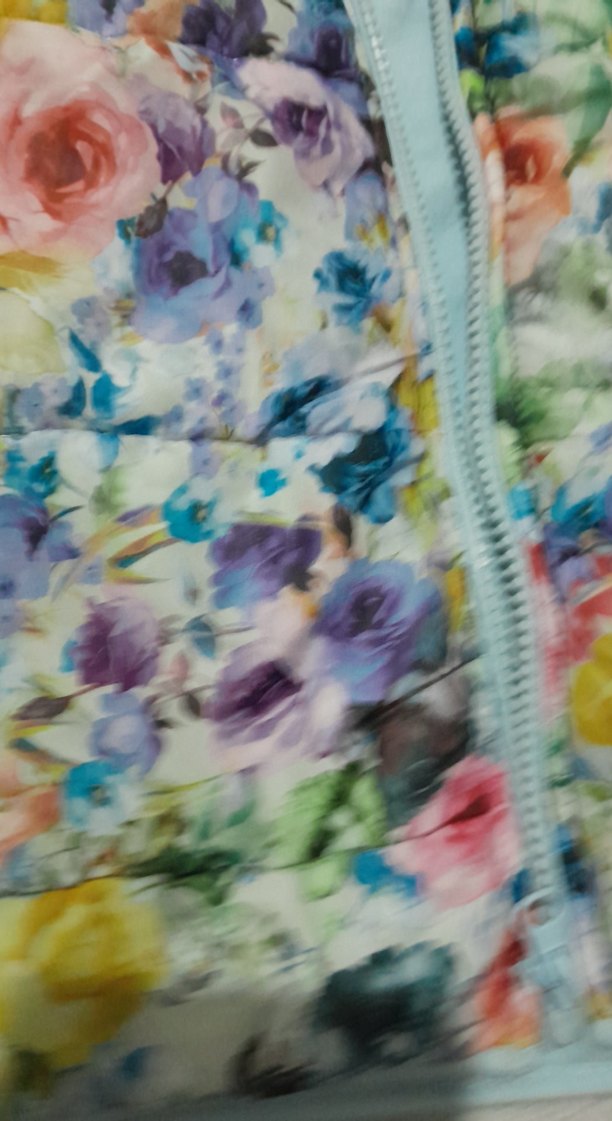 Çiçek Desenli Kapüşonlu Kız Yelek - Görsel 2