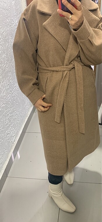 Bayan kaşe kaban