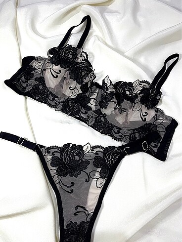 Balenli bralet takımı