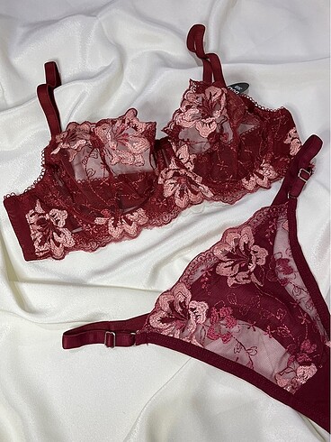 Baleni bralet takımı