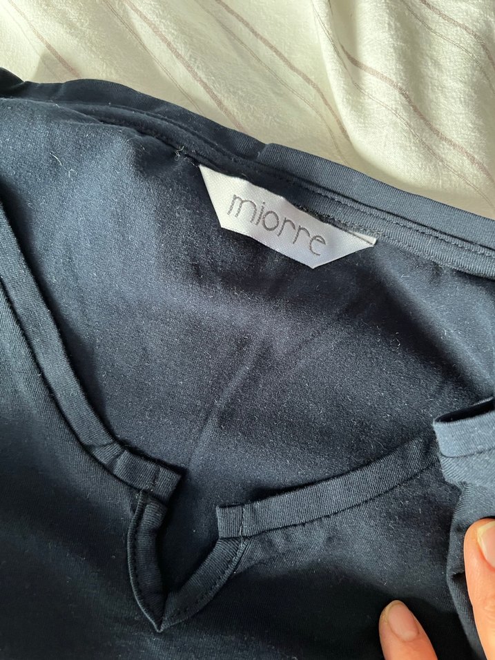 Gri V Yaka Baskılı  gecelik - Görsel 2