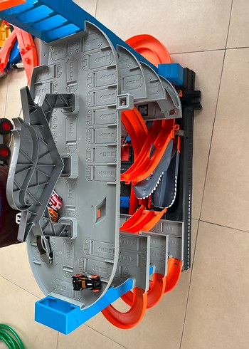 Gri Hot Wheels Oyuncak Araba Seti ultimate garaj - Görsel 3