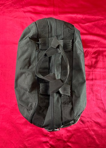 Nike Siyah Fermuarlı Spor Çantası - Görsel 3