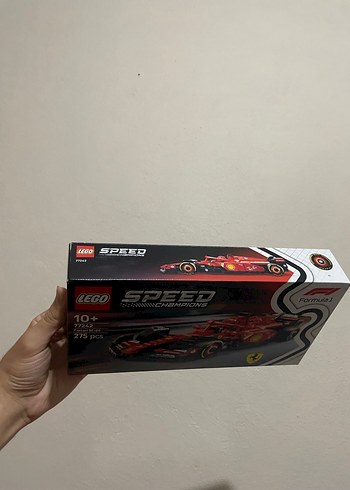  Beden Renk LEGO Speed Champions Ferrari Formula 1 Seti