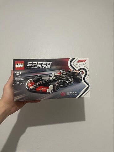 Diğer Lego Formula 1 MoneGram
