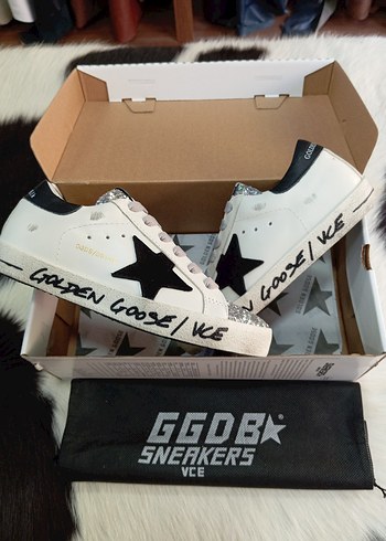 39 Beden beyaz Renk Golden Goose Deluxe Beyaz Parlak Yüksek Topuklu Spor Ayakkabı