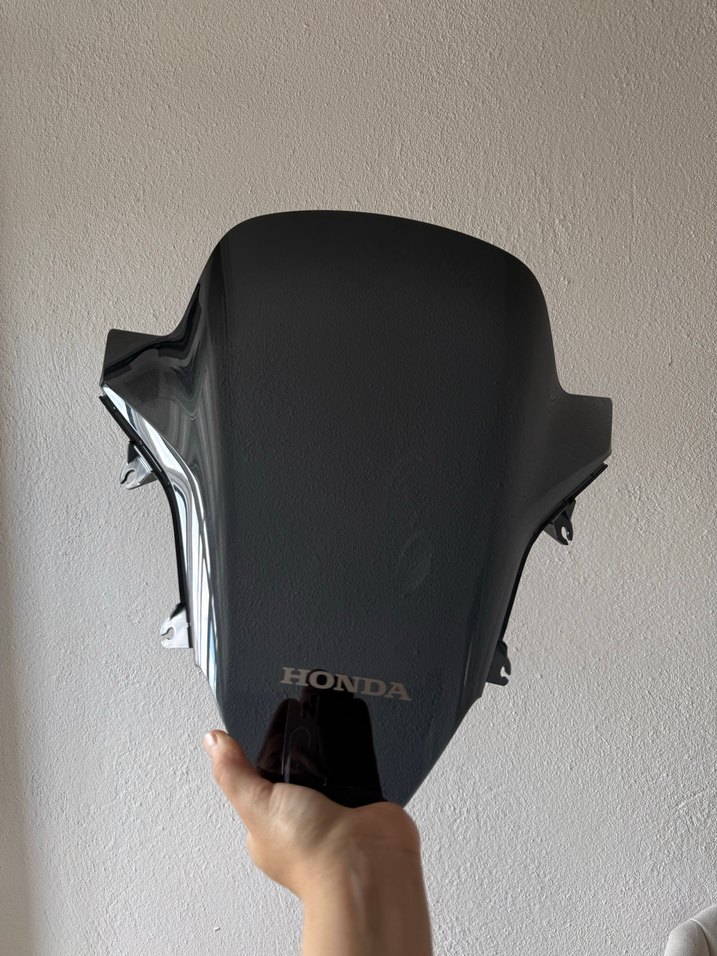 Siyah Honda Motosiklet siperlik - Görsel 2