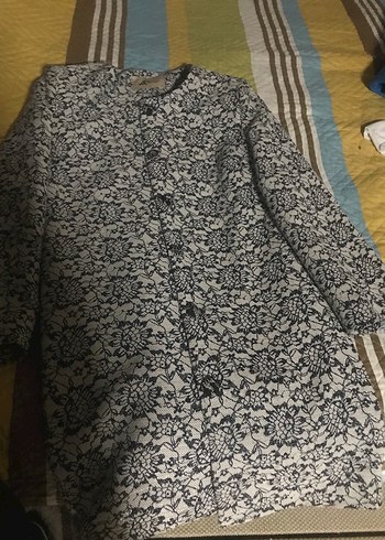 Dantel Detaylı Gri 
 Midi Ceket - Görsel 2