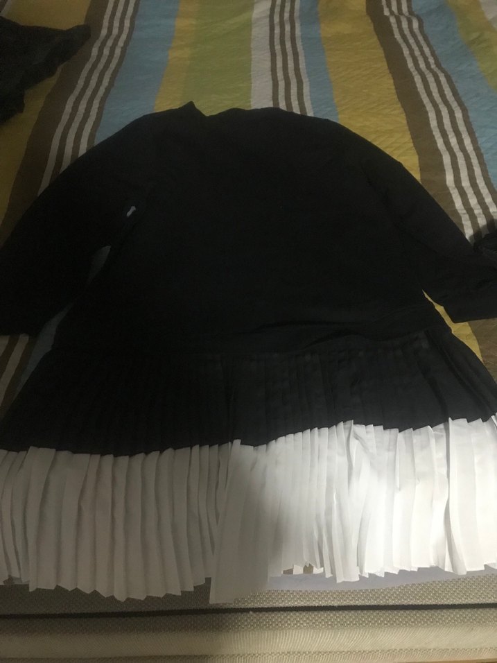 Piliseli Uzun Kollu Siyah Tunik - Görsel 2