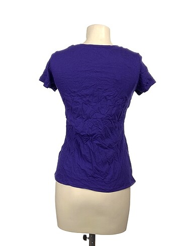 s Beden Defacto T-shirt %70 İndirimli.