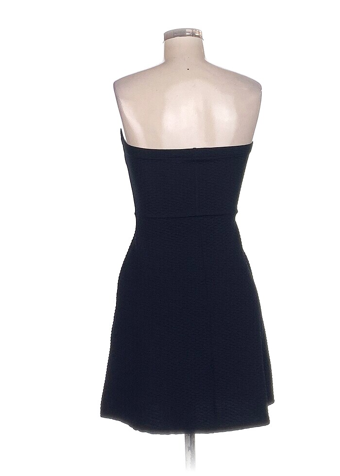 Bershka Kısa Elbise %70 İndirimli. - Görsel 3