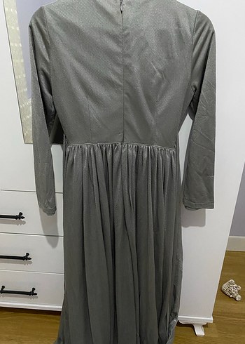 Gri Uzun Drapeli Kadın Abiye Elbise - Görsel 3