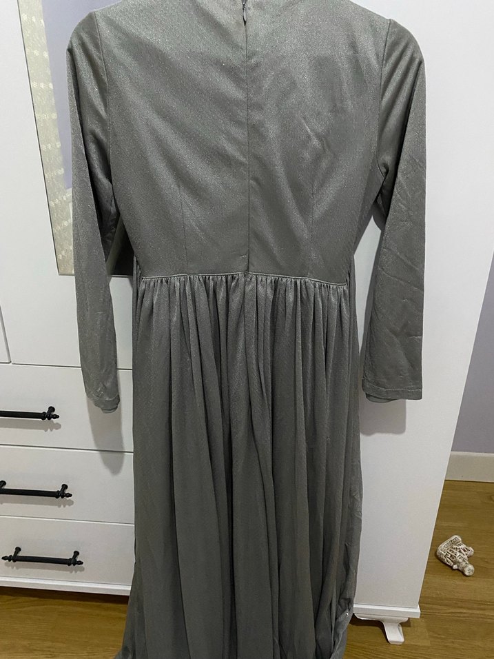 Gri Uzun Drapeli Kadın Abiye Elbise - Görsel 3