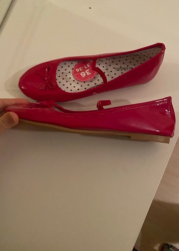 Kırmızı Fiyonk Detaylı Kız Babet - Görsel 2