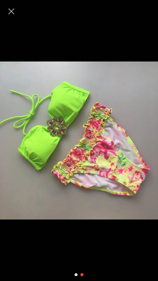Çiçekli bikini