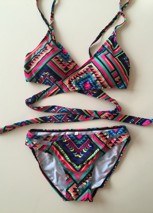 Renkli bikini
