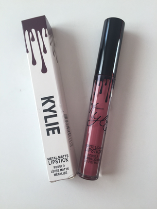 Diğer Kylie lip stick