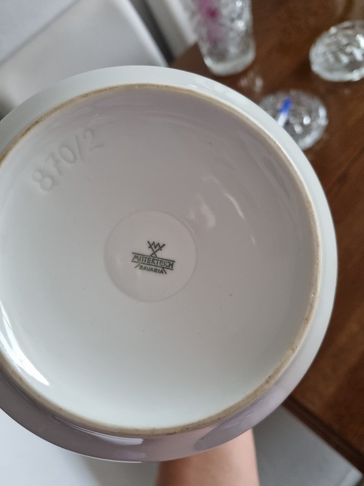 Koyu Detaylı Beyaz Porselen Demlik - Görsel 2