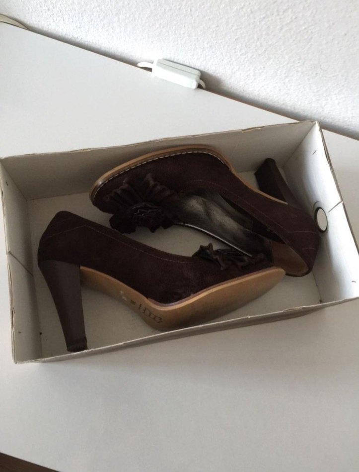 Kahverengi Süet Dolgu Topuklu Kadın Ayakkabı - Görsel 4