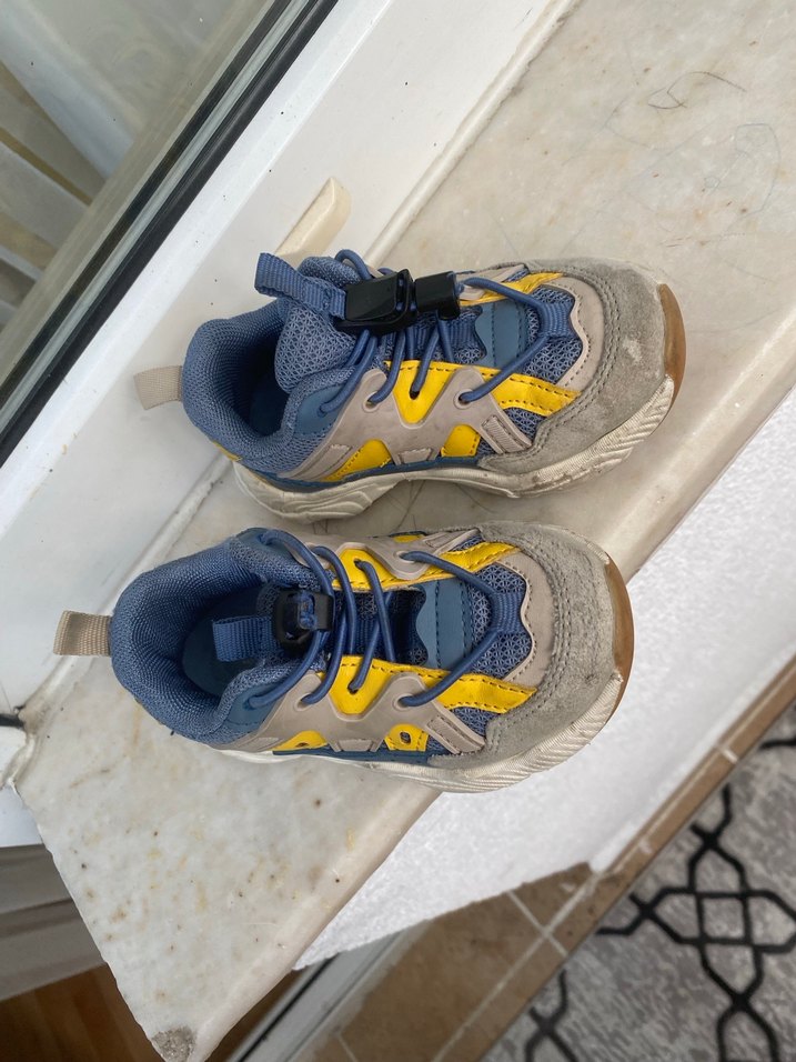 Erkek Çocuk Gri Sarı Velcro Spor Ayakkabı - Görsel 2