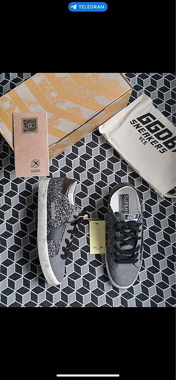 37 Beden GOLDEN GOOSE DELUX