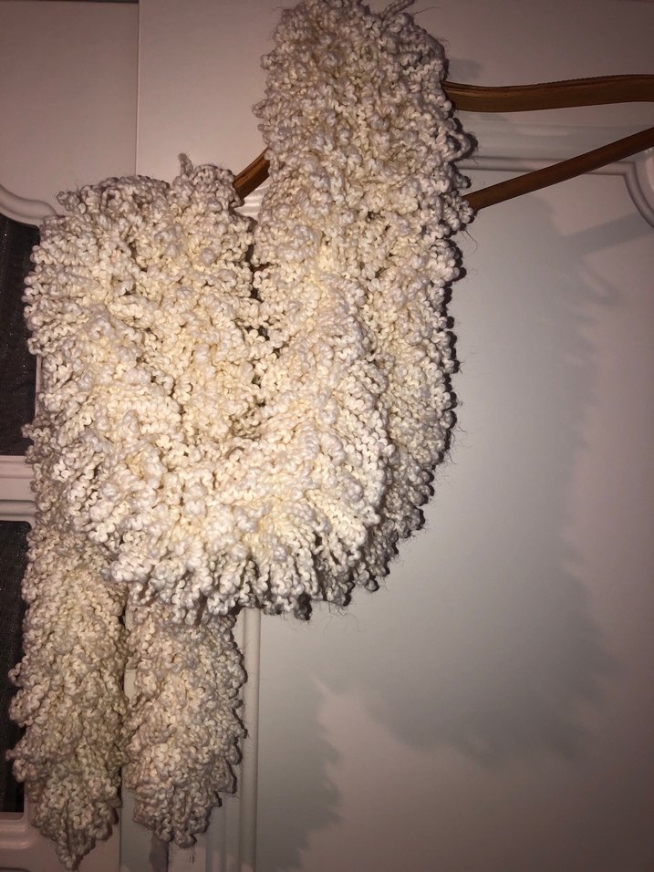 Fırfırlı Kadın Atkı - Görsel 3