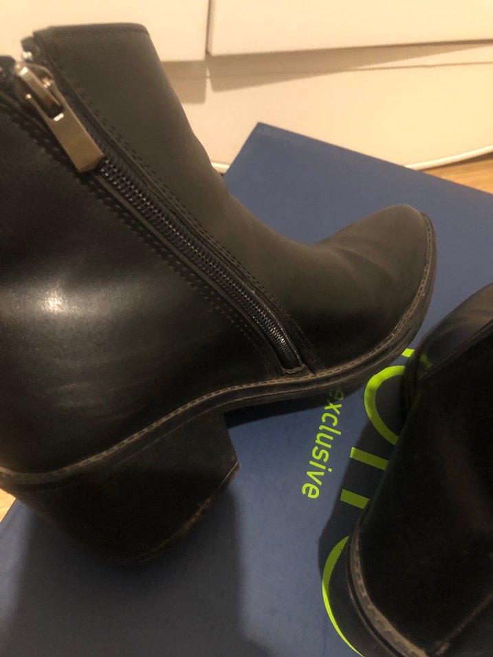 Siyah Topuklu Bot - Görsel 5