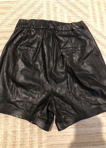 Siyah Deri Şort - Görsel 5