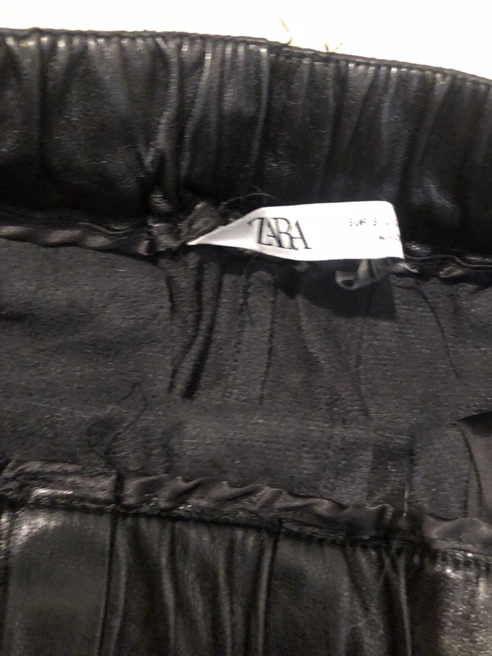 Siyah Deri Şort - Görsel 3