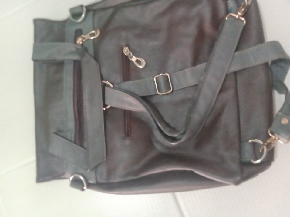 Siyah Deri Tokalı Kadın Sırt Çantası - Görsel 5