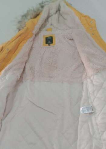 Sarı Kapüşonlu Kürklü Kadın Kışlık Mont - Görsel 3