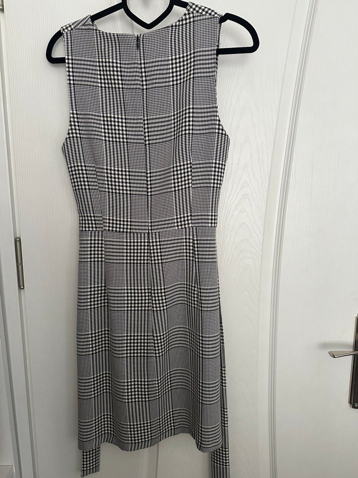 Gri Kemerli Kareli Midi Elbise - Görsel 2