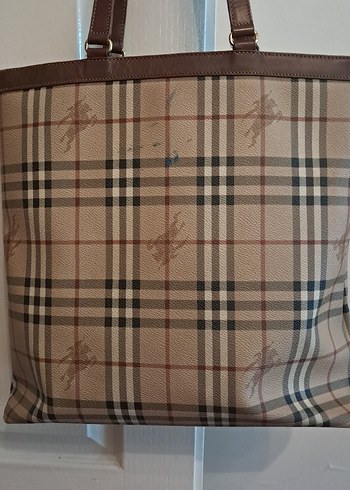Burberry orijinal çanta Akmerkez avm den alınmıştır - Görsel 2