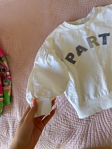 Mango Sweatshirt