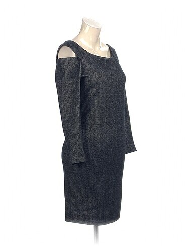 Diğer PreLoved Kısa Elbise %70 İndirimli.