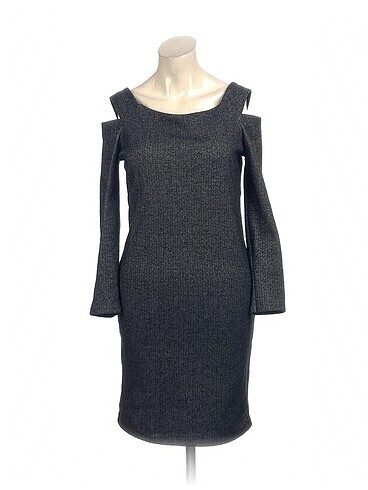 PreLoved Kısa Elbise %70 İndirimli.