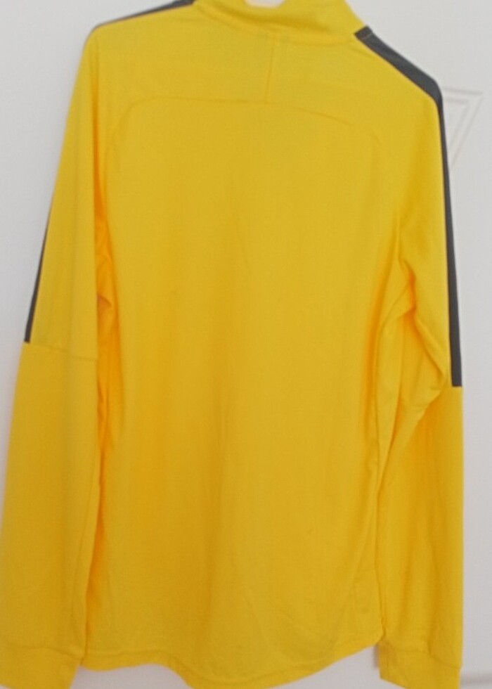 Eşofman üstü hiç giyilmedi - Görsel 5