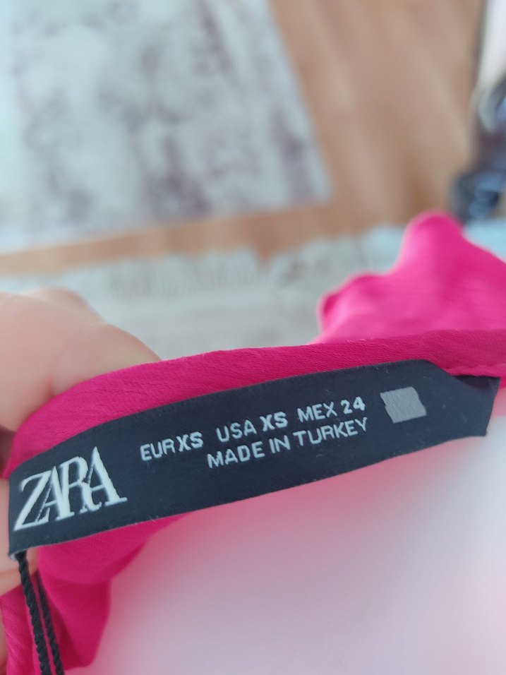 Pembe V Yaka Fırfırlı Uzun Kadın Bluz - Görsel 5