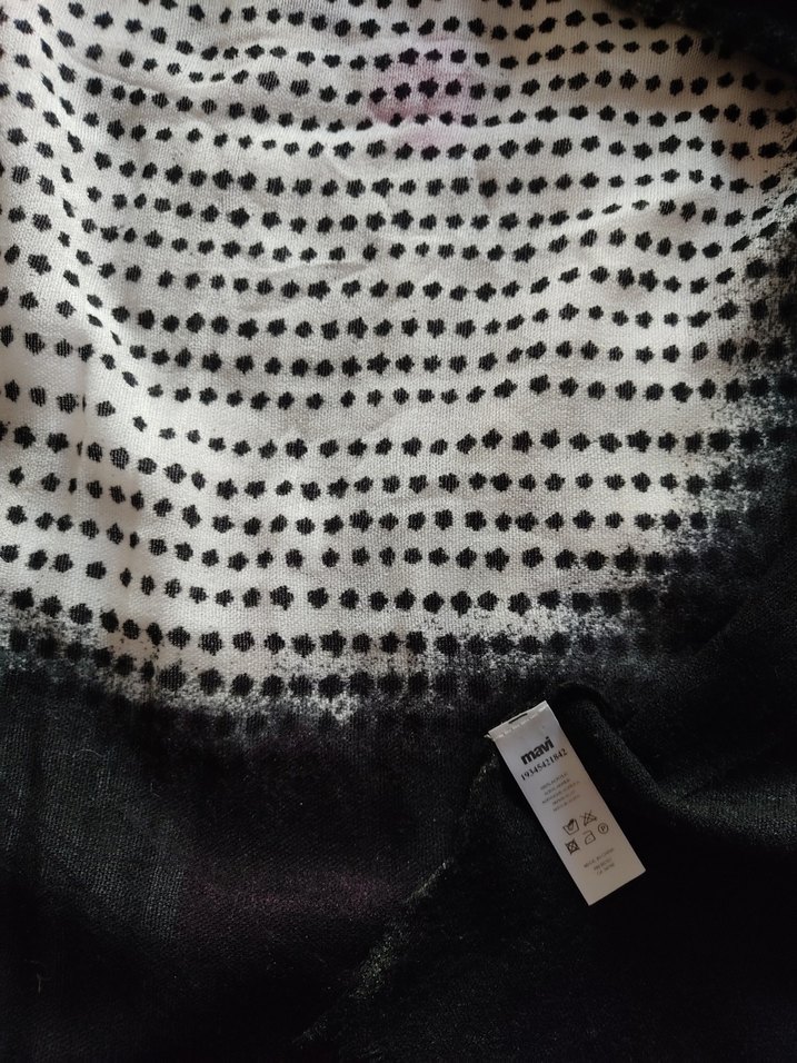 Beyaz Gri Desenli Kadın Şal - Görsel 4