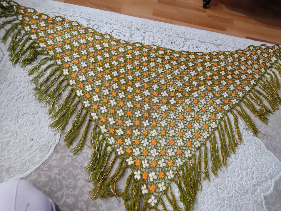 Çiçek İşlemeli Bohem Örgü Şal - Görsel 5