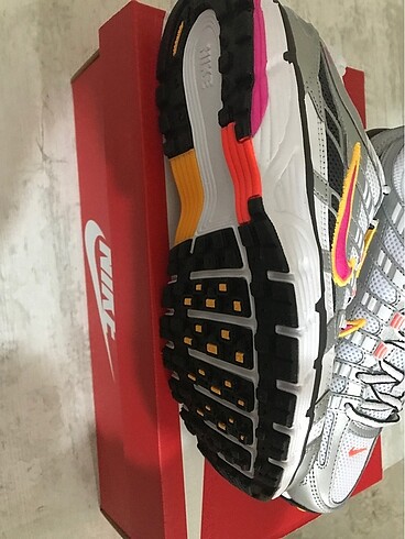 Nike NİKE P6000