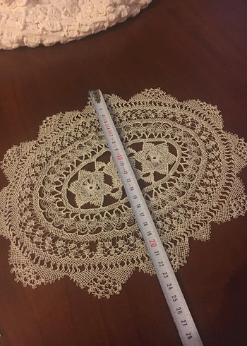 İğne oyası tepsi veya sehpa örtüsü - Görsel 5