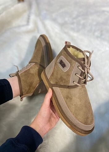 Ugg Bot