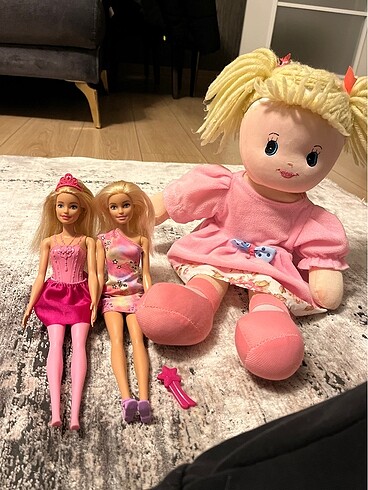 Barbie Barbie bebek +tarak+oyuncak bebek hediye