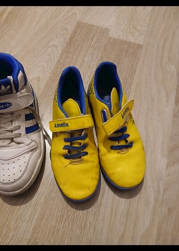 Kinetix Beyaz Velcro Bağcıklı Erkek Çocuk Spor Ayakkabı