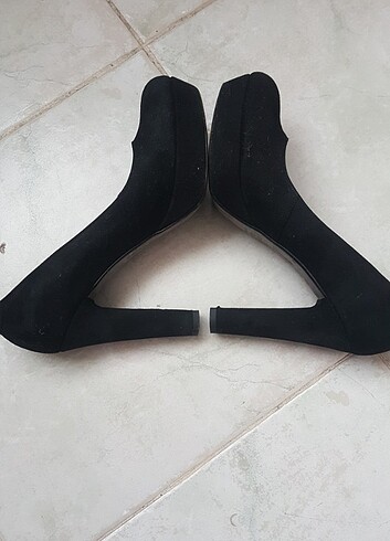 37 Beden siyah Renk Topuklu ayakkabı