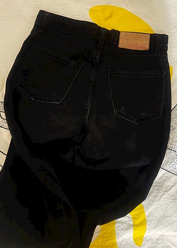 Trendyol & Milla Siyah Regular Fit Kadın Denim Pantolon