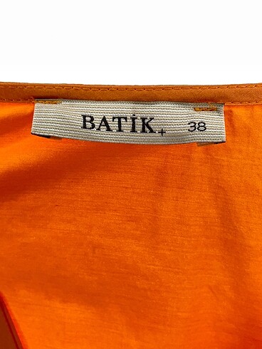 38 Beden turuncu Renk Batik Kısa Elbise %70 İndirimli.